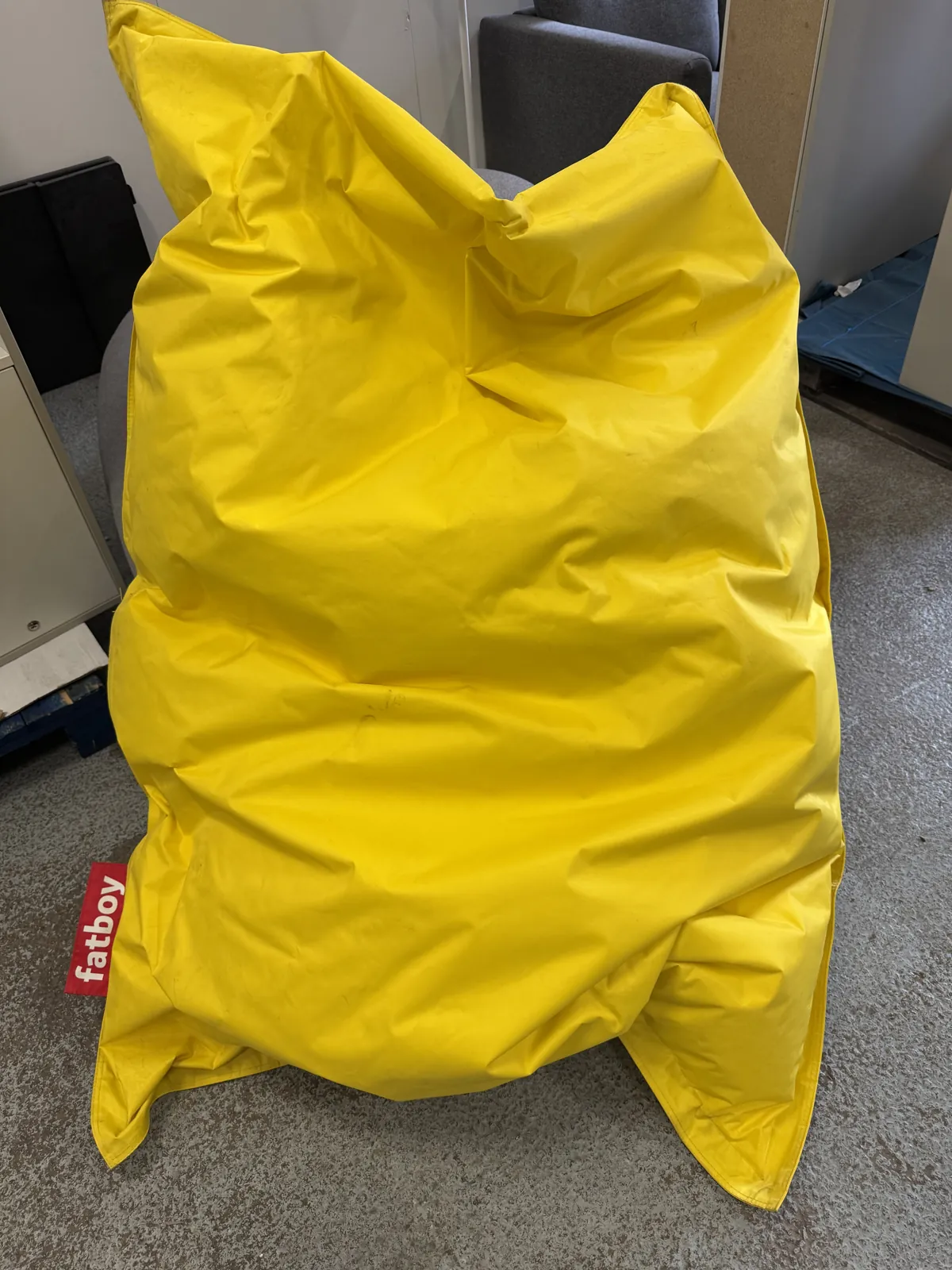 Grand coussin Fatboy jaune en tissu, pouf de sol 155 cm, photo 1