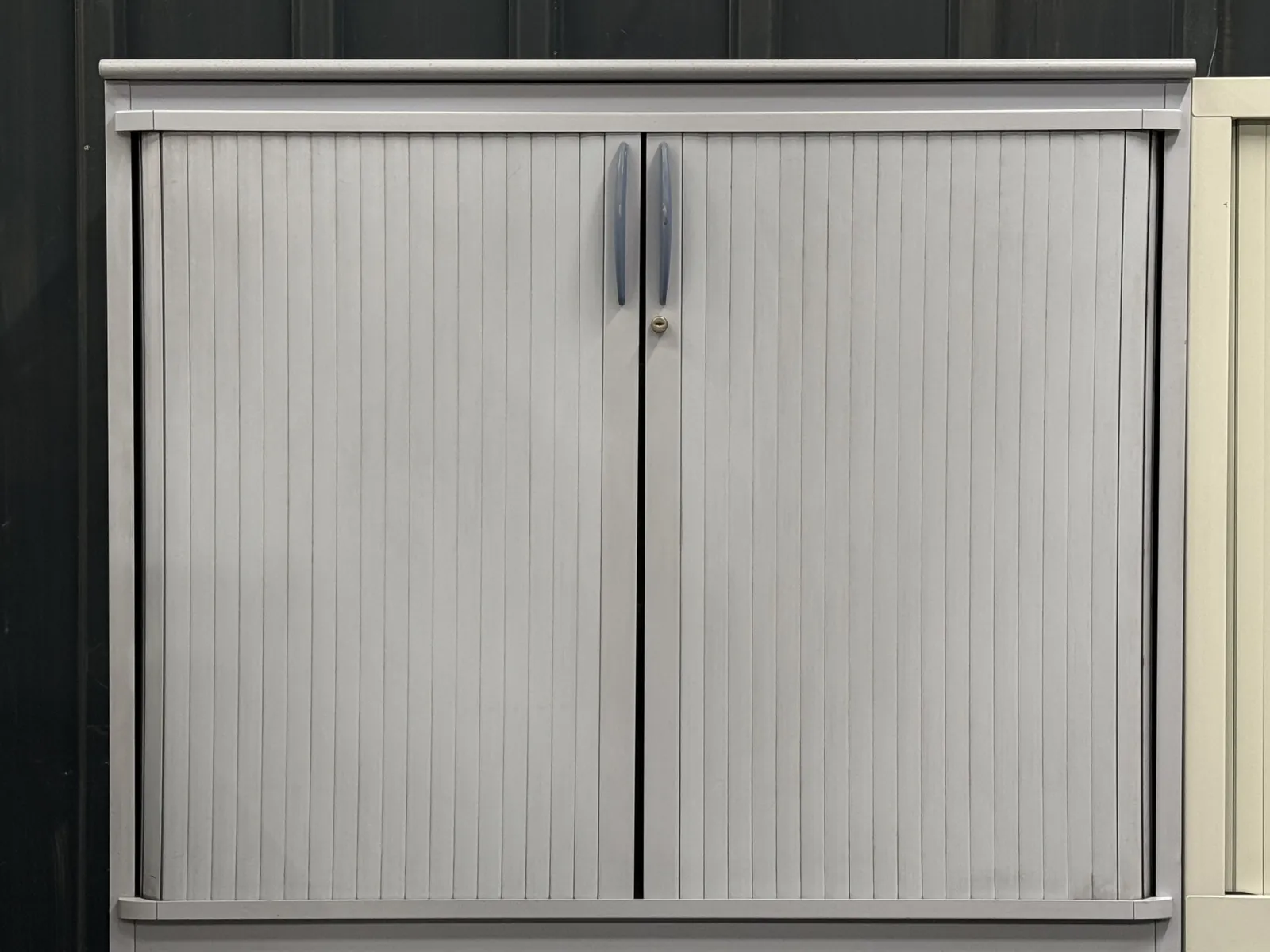 Petite armoire de rangement bleue en plastique, pour garage ou atelier, photo 1
